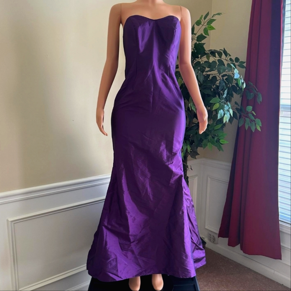 Brand New (w/tags) Purple Mermaid (Sweetheart Neckline) Formal Gown-Size 8